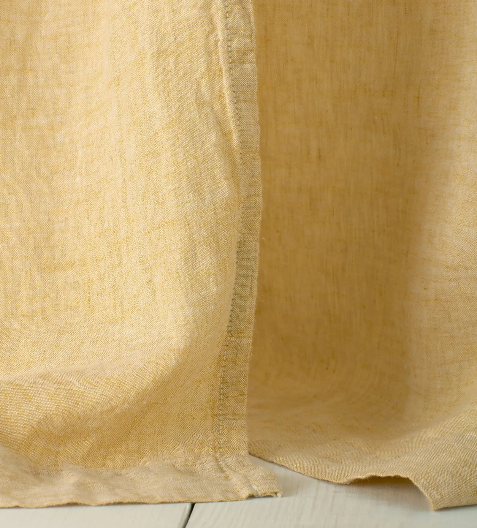 Buttercup 100% Linen Loop Top Curtain (Single)