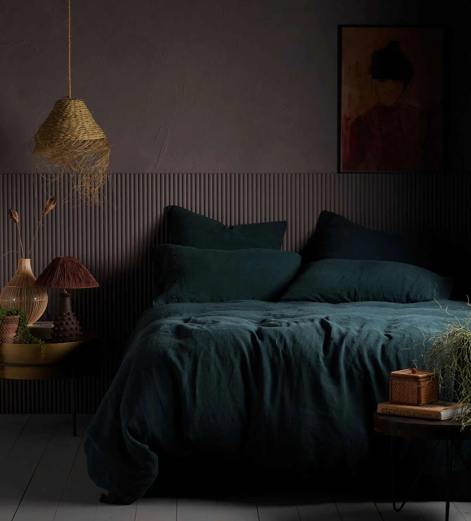 Darkest Spruce 100% Linen Fitted Sheet