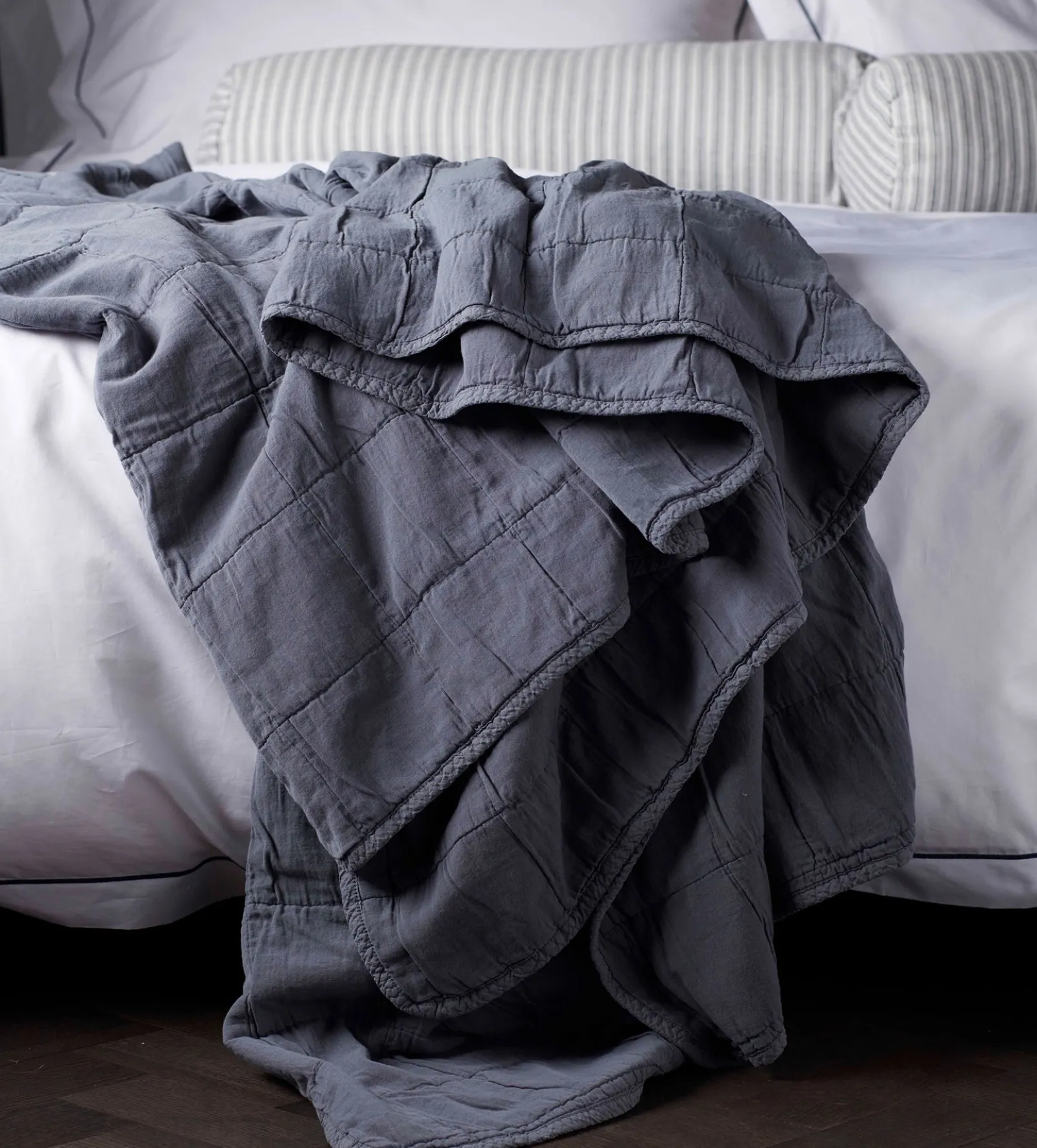 French Blue Finn 100% Cotton Quilted Throw