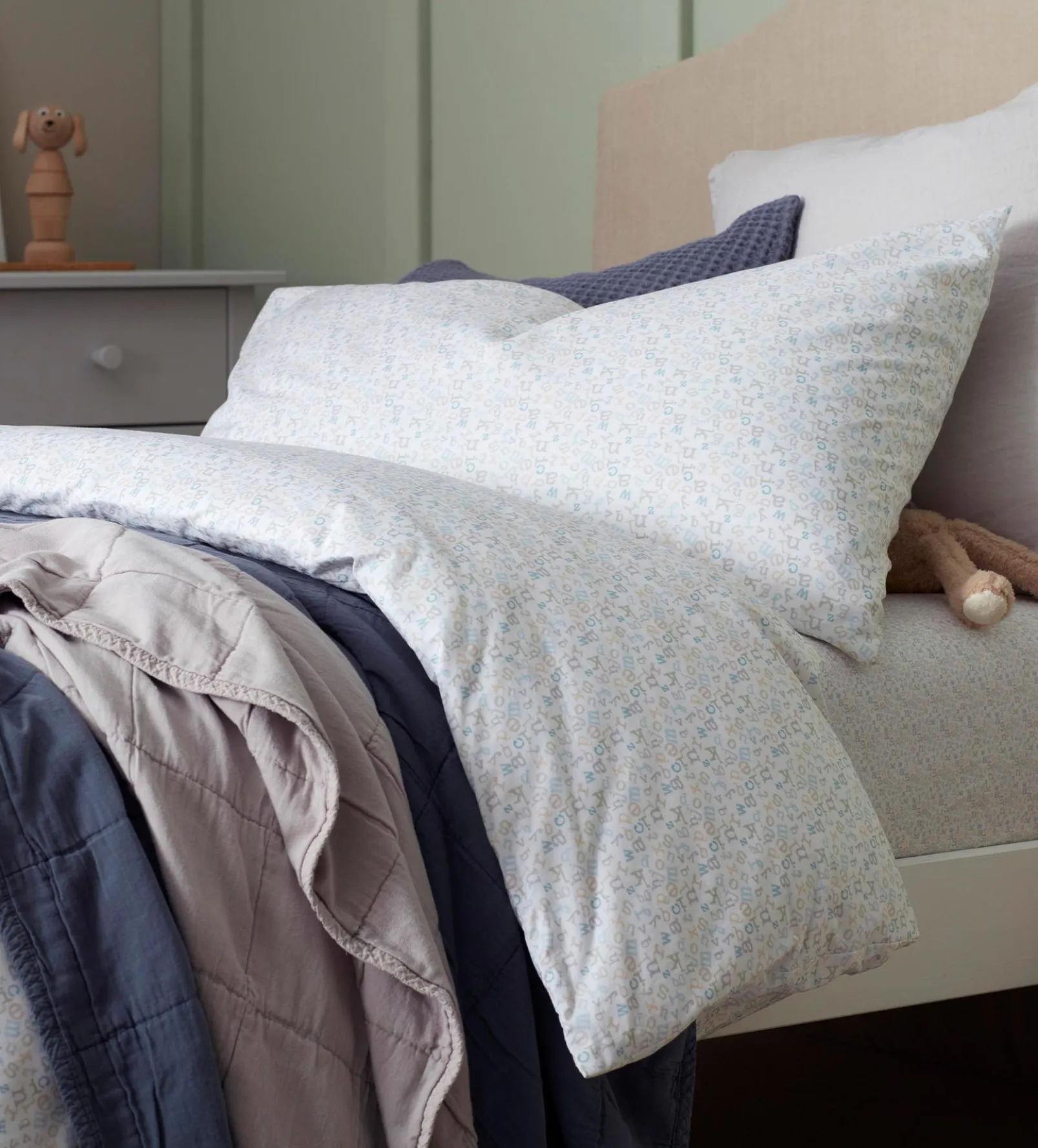 Mink Little Finn 100% Cotton Quilted Throw