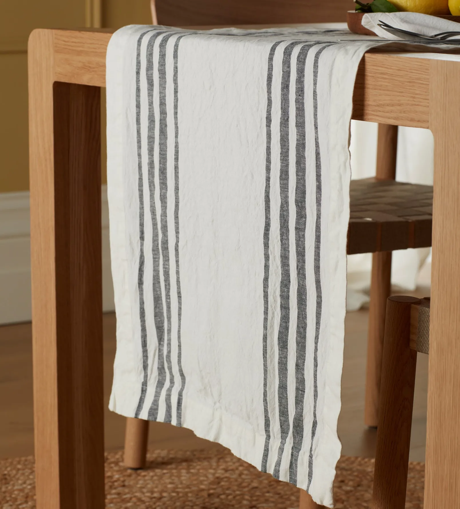 Soot Edith 100% Linen Table Runner