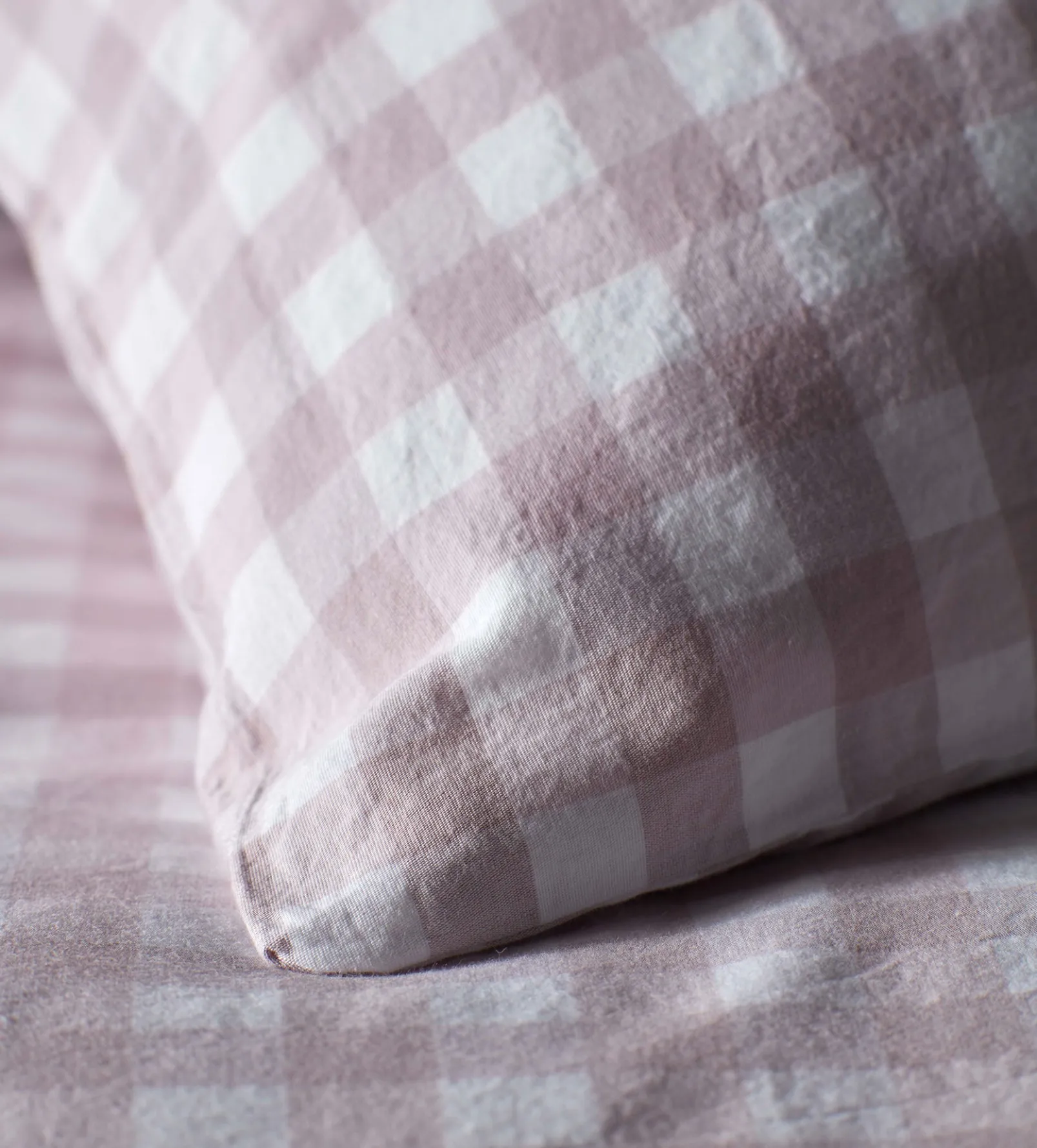 Vintage Rose Harriet Gingham 100% Organic Cotton Pillowcase