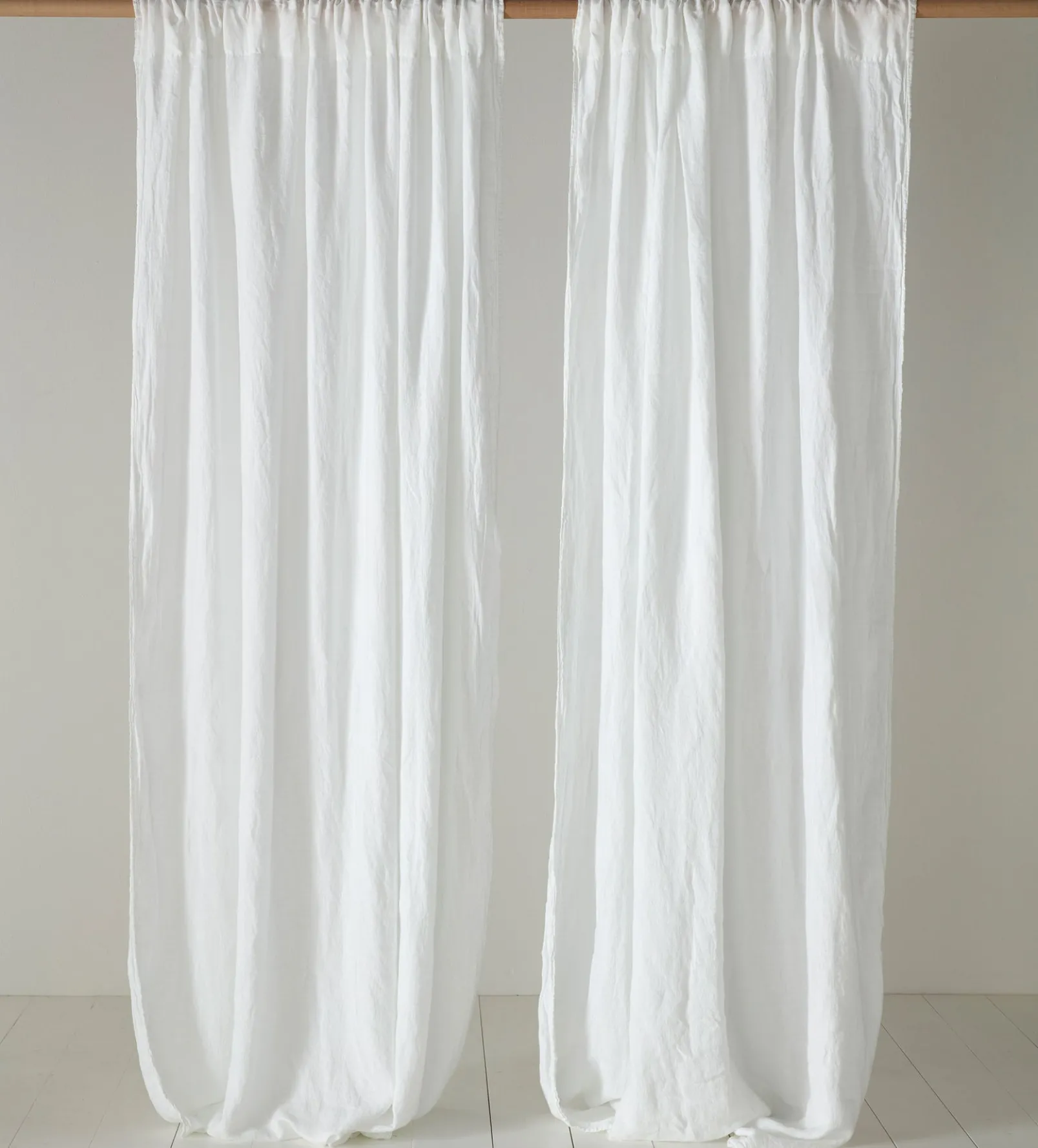 White 100% Linen Loop Top Curtain (Single)