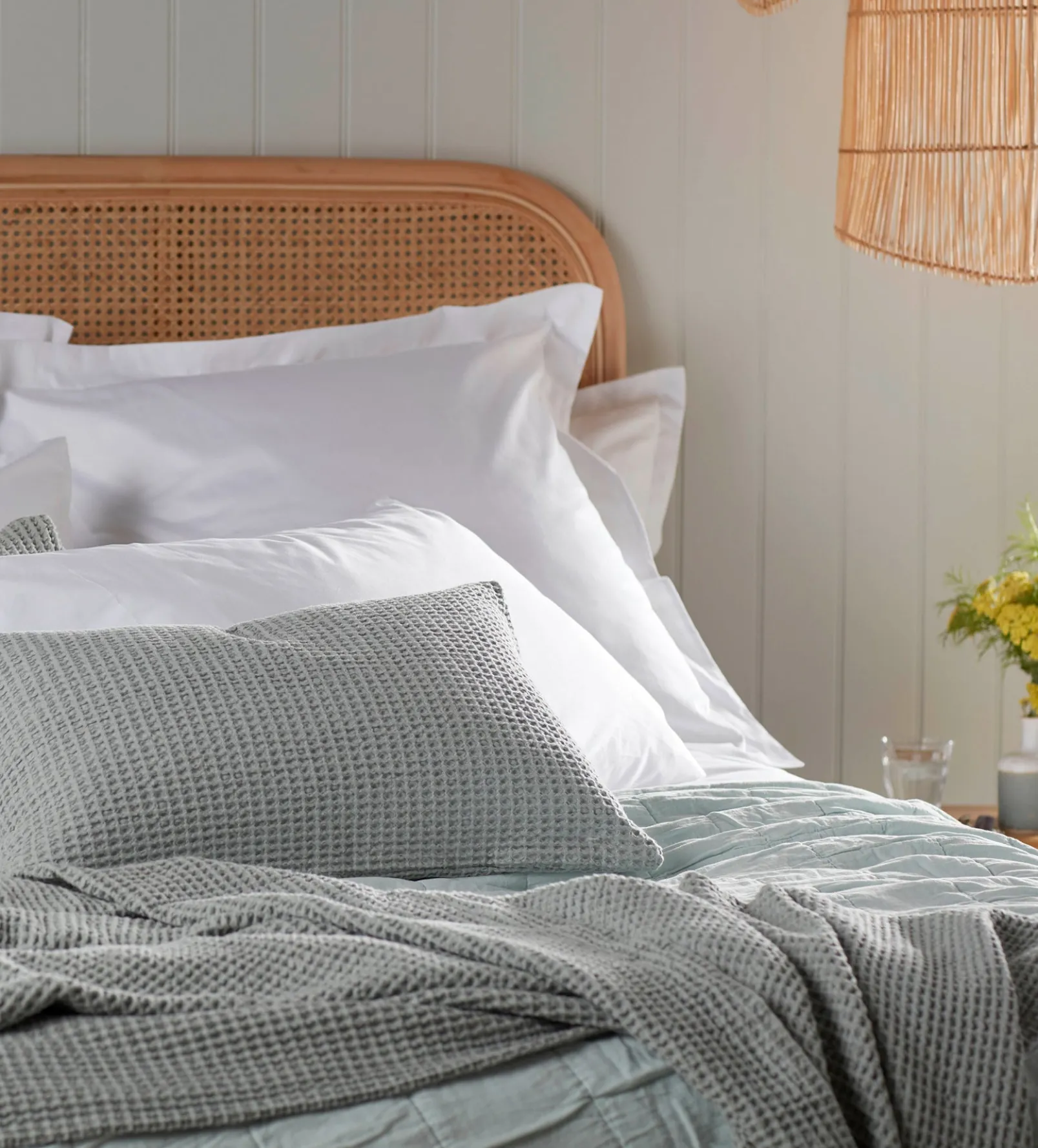 White Petworth 100% Cotton 400 Thread Count Housewife Pillowcase